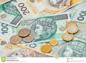 polish-currency-money-zloty-poland-banknotes-coins-close-up-31352333