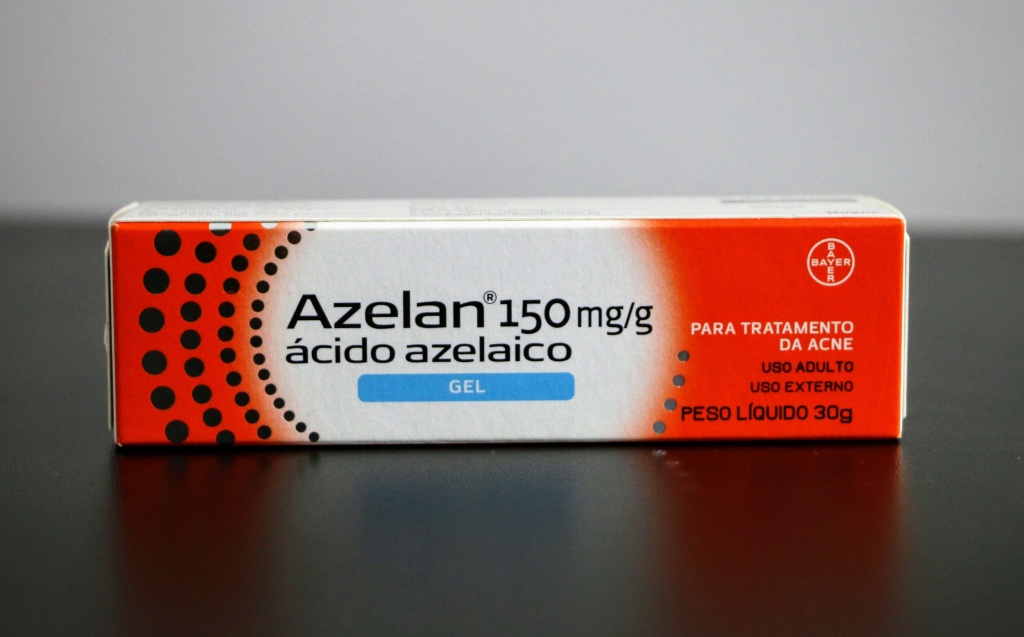 AZELAN GEL 15%  TRATAMENTO PARA ACNE E OLEOSIDADE