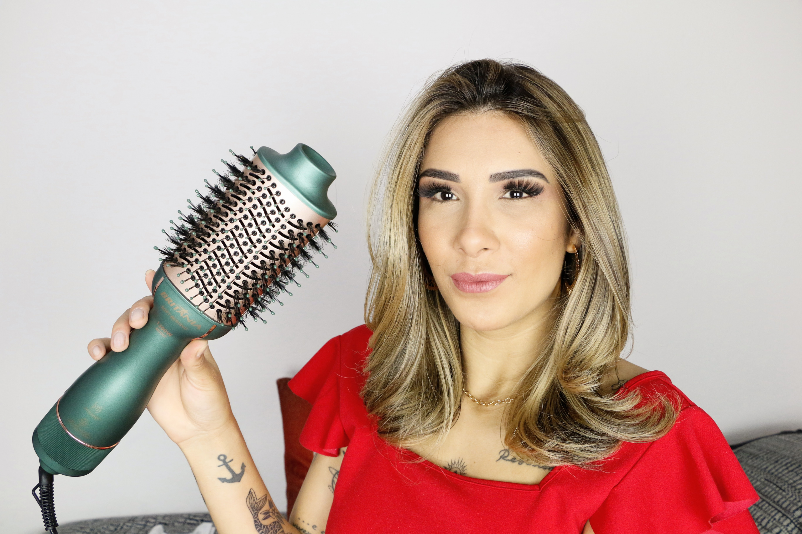 ESCOVA SECADORA BRITÂNIA SOFT BES13VD LUZ INFRARED VERDE 1300W BIVOLT