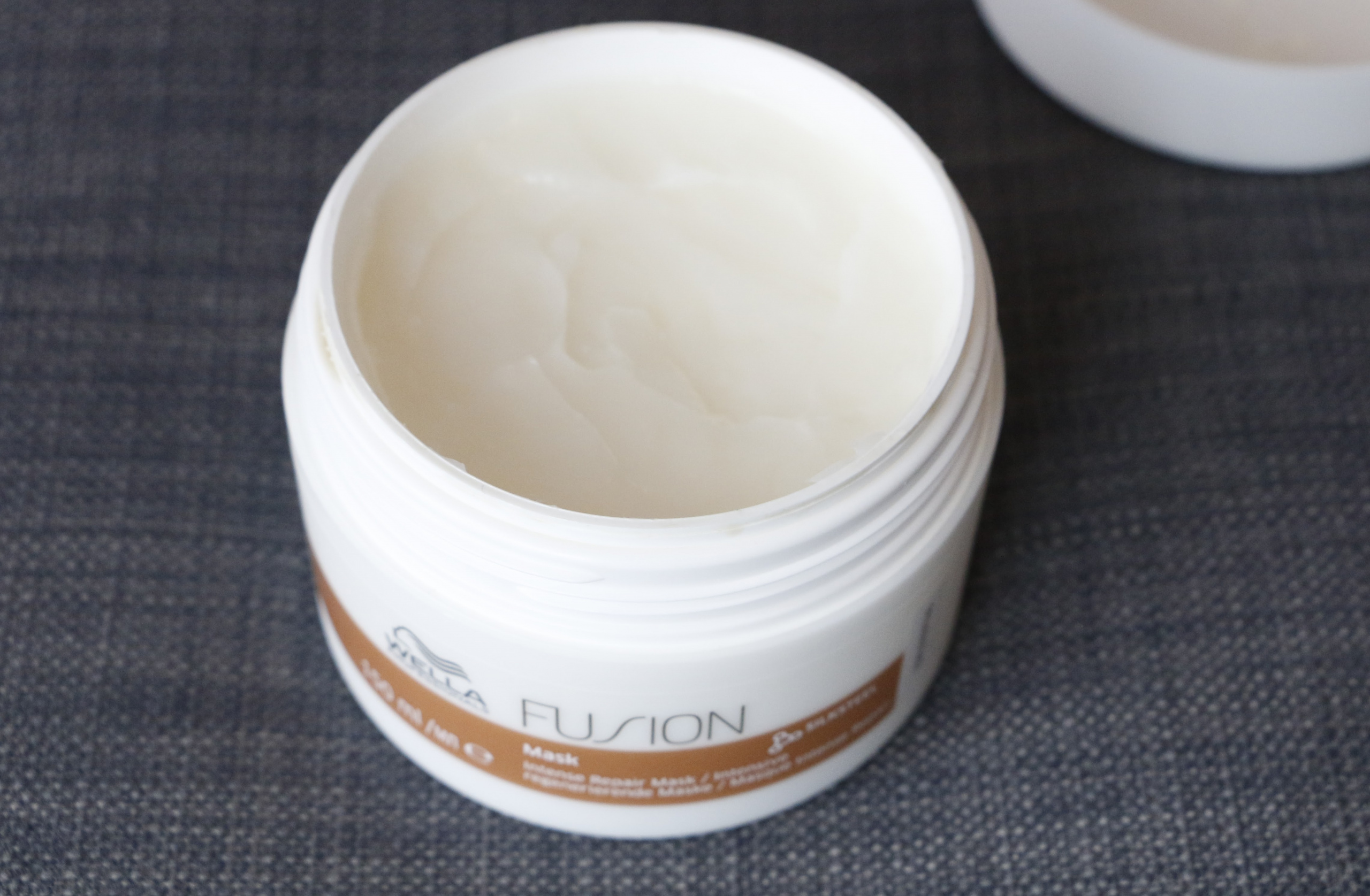 MÁSCARA DE REPARAÇÃO INTENSA WELLA FUSION