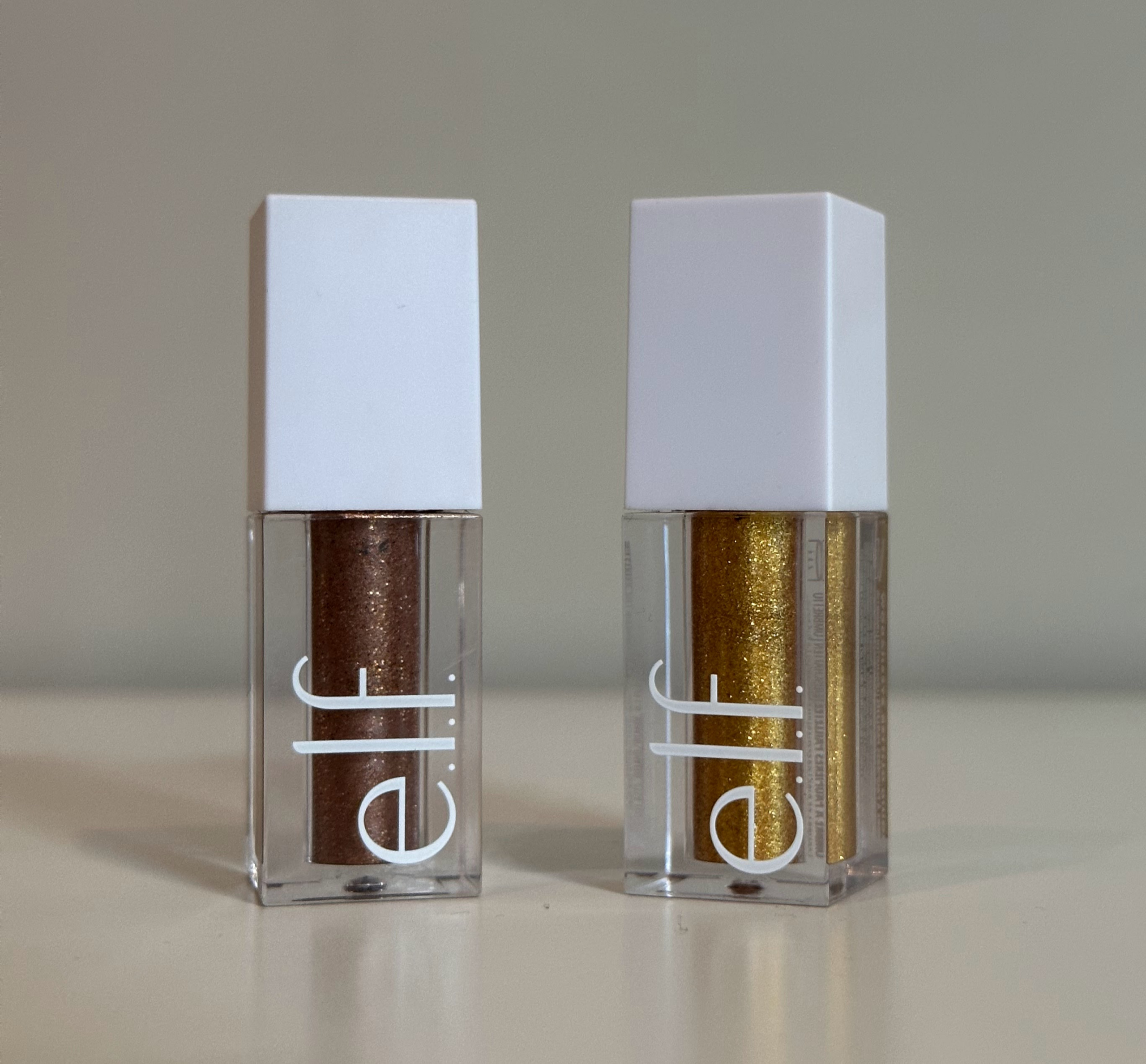 SOMBRA LÍQUIDA COM GLITTER ELF COSMETICS